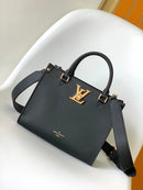 Bolsa Capucines East-West